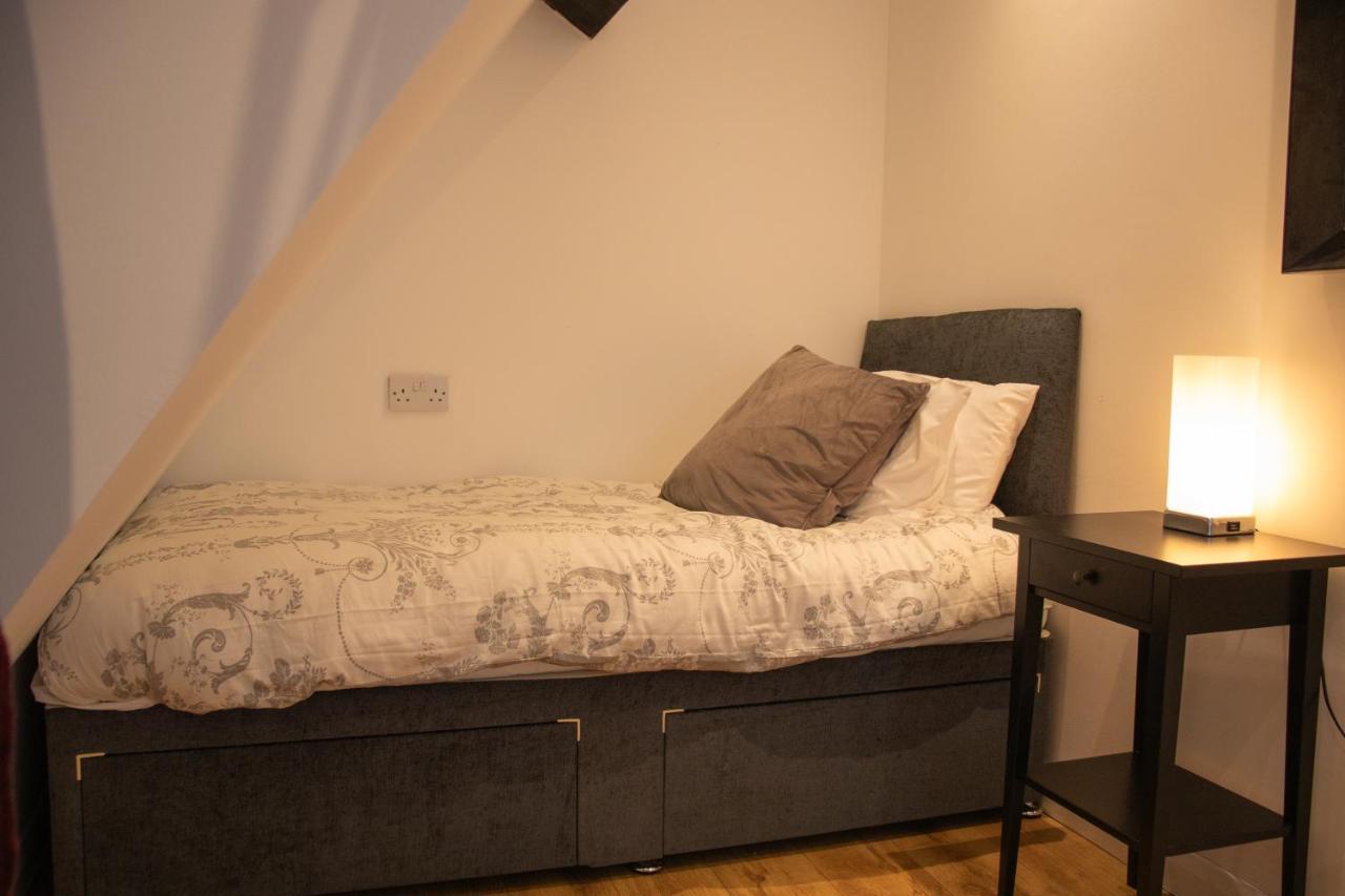 Rose & Crown Rooms Beverley Bagian luar foto
