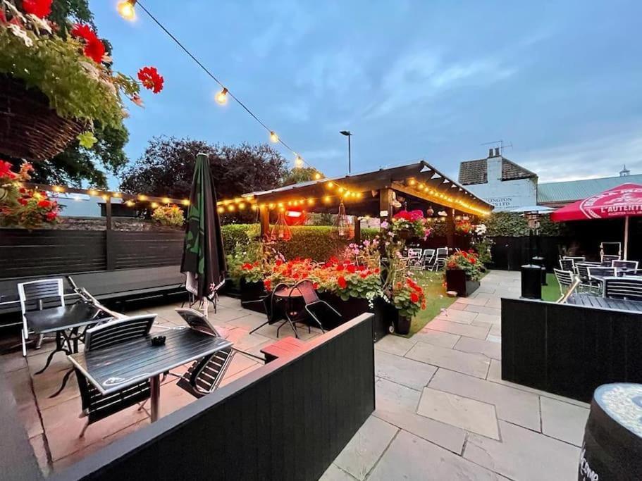 Rose & Crown Rooms Beverley Bagian luar foto