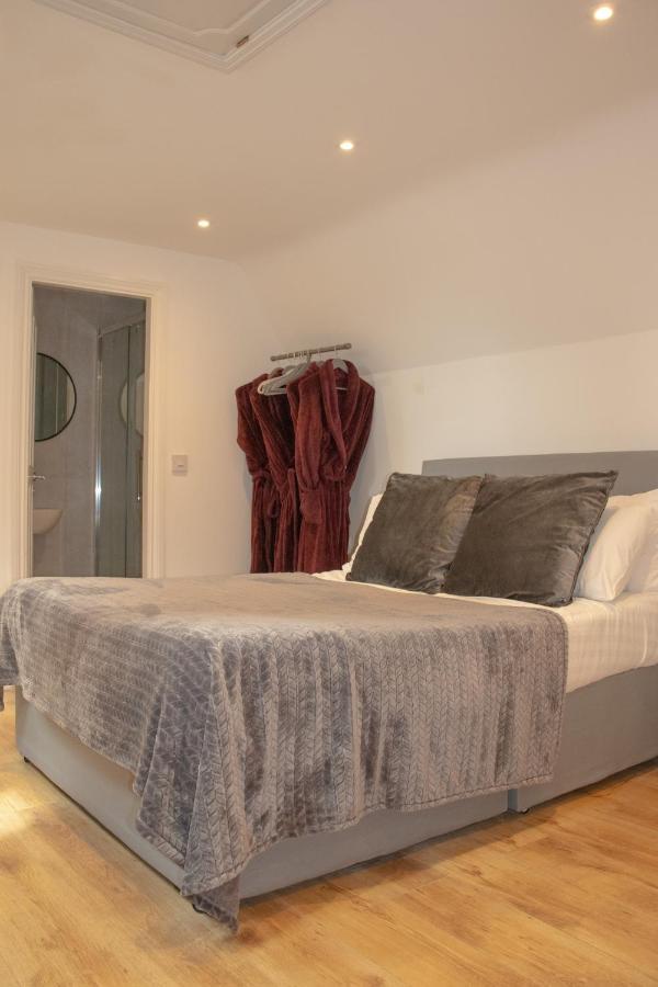 Rose & Crown Rooms Beverley Bagian luar foto