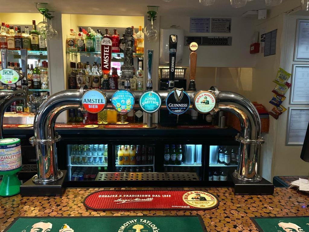 Rose & Crown Rooms Beverley Bagian luar foto